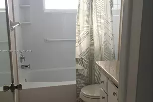 901 S Surf Rd, Hollywood, FL 33019 - Photo 9