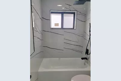 150 NE 169th Ter, North Miami Beach, FL 33162 - Photo 23