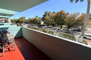 1825 W 44th Pl, Hialeah, FL 33012 - Photo 5