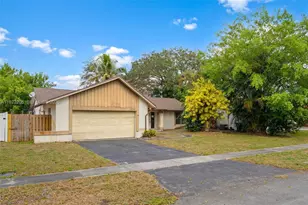 7389 NW 48th Pl, Lauderhill, FL 33319 - Photo 1