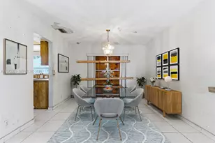 7389 NW 48th Pl, Lauderhill, FL 33319 - Photo 9