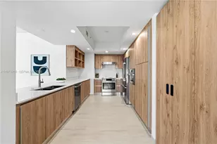 10281 W Bay Harbor Dr, Bay Harbor Islands, FL 33154 - Photo 9