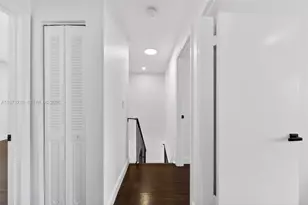 10274 SW 222nd St, Cutler Bay, FL 33190 - Photo 21