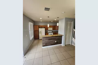 17005 SW 96th St #main, Miami, FL 33196 - Photo 3