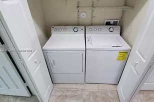 17005 SW 96th St, Miami, FL 33196 - Photo 11