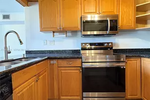 9285 SW 125th Ave, Miami, FL 33186 - Photo 9