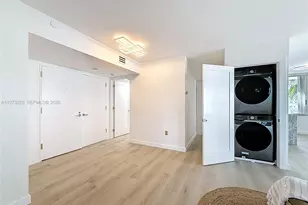 5900 Collins Ave, Miami Beach, FL 33140 - Photo 25