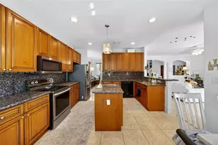 7436 SW 188th Ln, Cutler Bay, FL 33157 - Photo 11