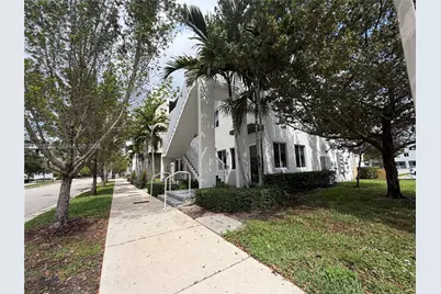 6401 NW 103rd Pl #106, Doral, FL 33178 - Photo 3