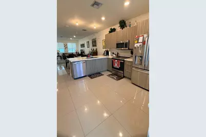 6401 NW 103rd Pl #106, Doral, FL 33178 - Photo 7
