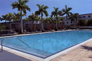 6401 NW 103rd Pl, Doral, FL 33178 - Photo 25