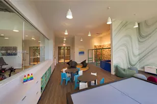 16385 Biscayne Blvd, North Miami Beach, FL 33160 - Photo 31