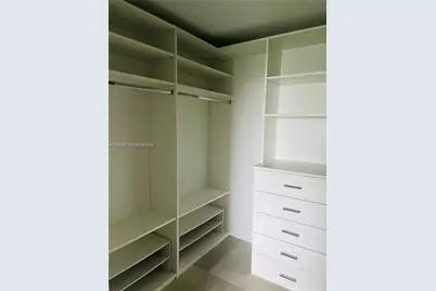 16385 Biscayne Blvd #421, North Miami Beach, FL 33160 - Photo 13