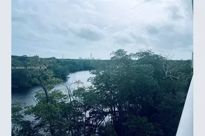 16385 Biscayne Blvd #421, North Miami Beach, FL 33160 - Photo 5