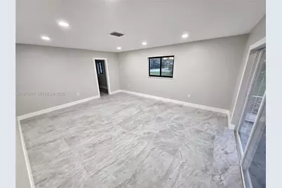 11761 NW 27th Ct, Plantation, FL 33323 - Photo 21