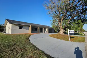 11761 NW 27th Ct, Plantation, FL 33323 - Photo 5