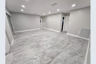 11761 NW 27th Ct, Plantation, FL 33323 - Photo 15