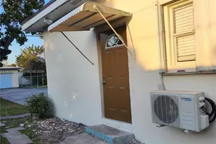 1375 NE 135th St, North Miami, FL 33161 - Photo 7