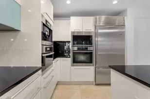 17121 Collins Ave, Sunny Isles Beach, FL 33160 - Photo 29