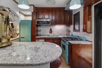 550 Quail Ave, Miami Springs, FL 33166 - Photo 9