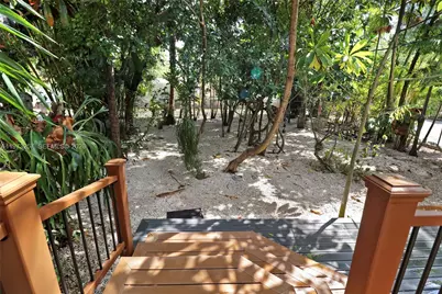 550 Quail Ave, Miami Springs, FL 33166 - Photo 29