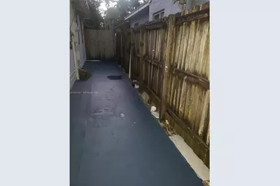 4124 SW 61 Ave #0, South Miami, FL 33155 - Photo 7