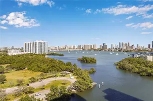 16385 Biscayne Blvd, North Miami Beach, FL 33160 - Photo 3