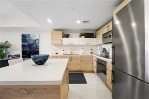 16385 Biscayne Blvd, North Miami Beach, FL 33160 - Photo 11