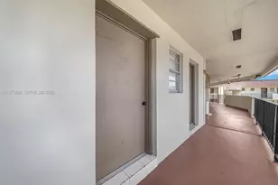 1530 NE 191st St, Miami, FL 33179 - Photo 17