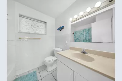 1530 NE 191st St #306, Miami, FL 33179 - Photo 13