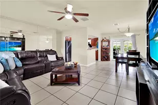 7320 NW 2nd St, Pembroke Pines, FL 33024 - Photo 5
