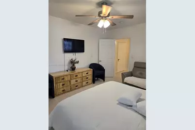 5712 Hollywood Blvd #2, Hollywood, FL 33021 - Photo 7