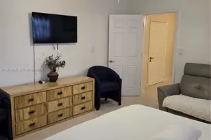 5712 Hollywood Blvd, Hollywood, FL 33021 - Photo 7