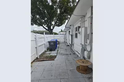 5712 Hollywood Blvd #2, Hollywood, FL 33021 - Photo 13