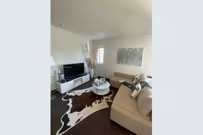 435 21st St #307, Miami Beach, FL 33139 - Photo 3