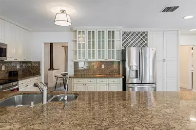 5900 NE 15th Ave, Fort Lauderdale, FL 33334 - Photo 11