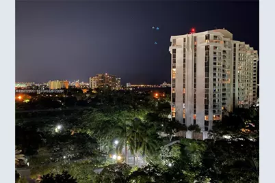 2000 Towerside Ter #1905, Miami, FL 33138 - Photo 11