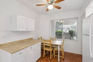 901 SW 138th Ave, Pembroke Pines, FL 33027 - Photo 5