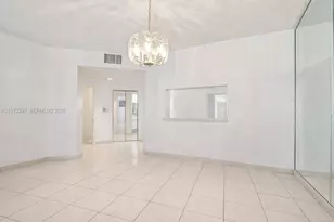 901 SW 138th Ave, Pembroke Pines, FL 33027 - Photo 7