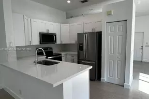 1761 Aspen Ln, Weston, FL 33327 - Photo 5