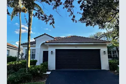 1761 Aspen Ln, Weston, FL 33327 - Photo 1