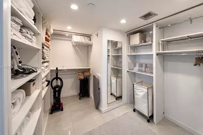 3411 Indian Creek Dr #LPH1401, Miami Beach, FL 33140 - Photo 27