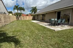 2560 Azalea Ave, Miramar, FL 33025 - Photo 25
