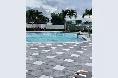 5685 NW 194th Ln, Miami Gardens, FL 33055 - Photo 19