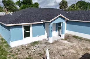 9165 100th Ct, Vero Beach, FL 32967 - Photo 7