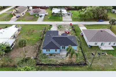 9165 100th Ct, Vero Beach, FL 32967 - Photo 9