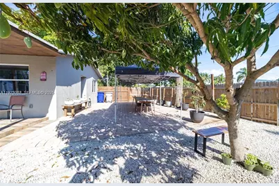 2950 NE 11th Ave, Pompano Beach, FL 33064 - Photo 33