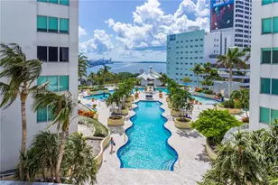 253 NE 2nd St, Miami, FL 33132 - Photo 43