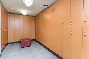 253 NE 2nd St, Miami, FL 33132 - Photo 53