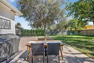 252 SW 23rd St, Fort Lauderdale, FL 33315 - Photo 59